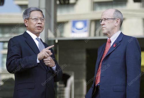 MUSTAPA MOHAMED