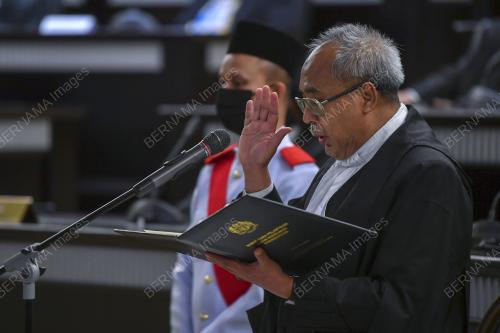DATUK MOHAMAD ZABIDIN MOHD DIAH