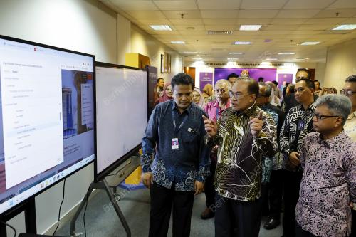 DATUK SERI ANWAR IBRAHIM
