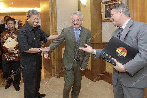 PTJ10_04072013_ZAHID_UNHCR