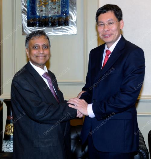 TAN SRI NOR MOHAMED YAKCOP