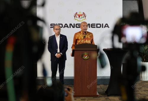 DATUK ARMIZAN MOHD ALI