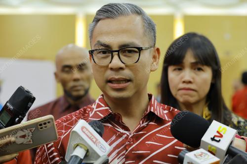 FAHMI FADZIL