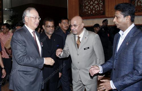 DATUK SERI MOHD NAJIB TUN ABDUL RAZAK
