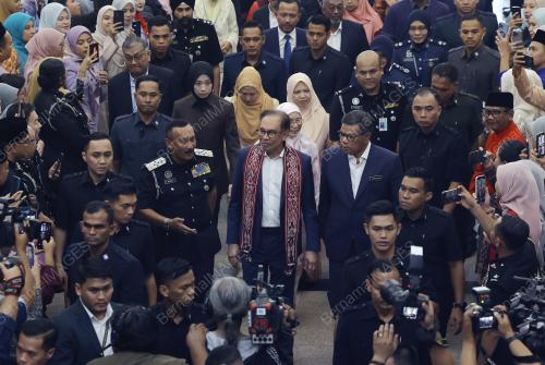 DATUK SERI ANWAR IBRAHIM