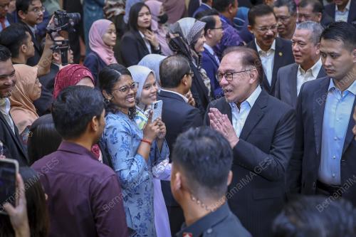 DATUK SERI ANWAR IBRAHIM