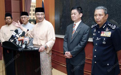 HISHAMUDDIN TUN ABDUL RAZAK