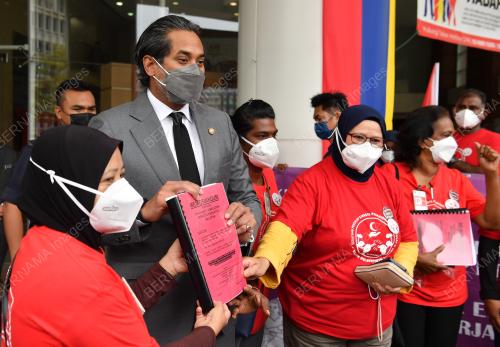 KHAIRY JAMALUDDIN