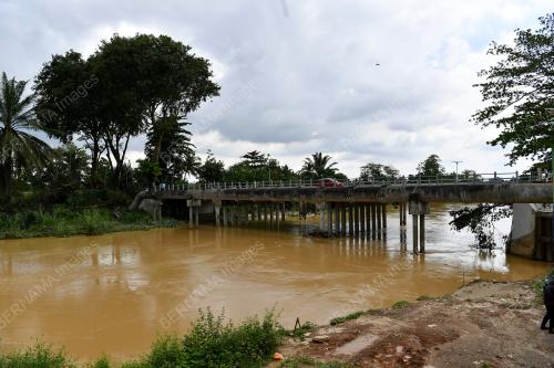 TINJAUAN KESAN BANJIR