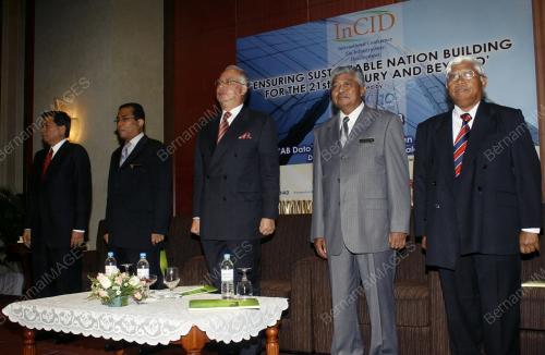 DATUK SERI MOHD NAJIB TUN ABDUL RAZAK