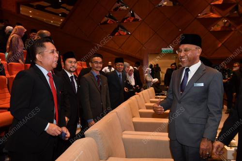 DATUK IDRIS AHMAD