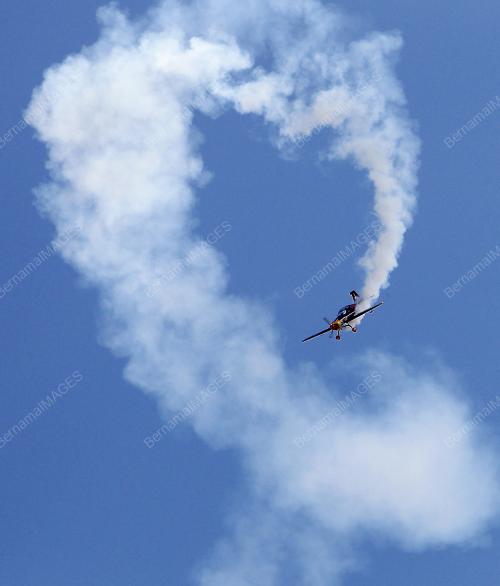 PTJ10_08102013_AIR_RACE