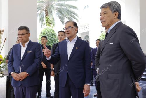 DATUK SERI ANWAR IBRAHIM