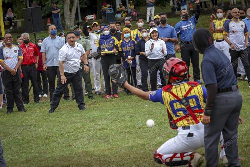 TUANKU SYED FAIZUDDIN PUTRA JAMALULLAIL