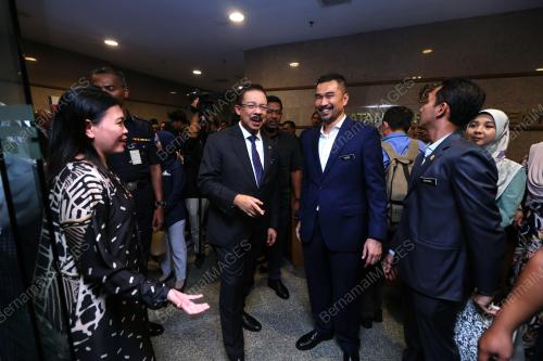 TAN SRI MOHD ZUKI ALI