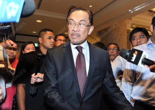 PTJ10_10032014_ANWAR
