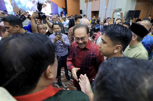 DATUK SERI ANWAR IBRAHIM
