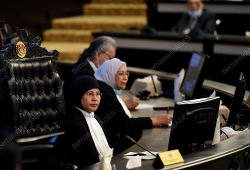 TAN SRI TENGKU MAIMUN TUAN MAT