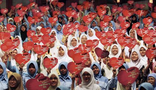 PTJ10_11022011_VALENTINE