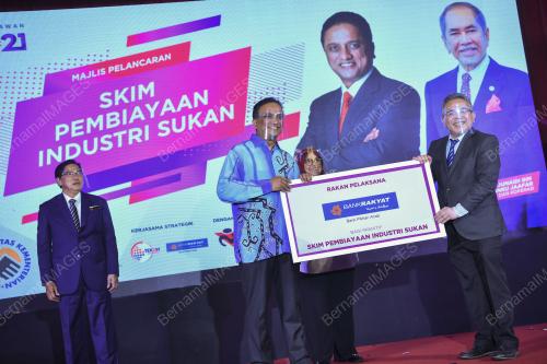 DATUK SERI REEZAL MERICAN NAINA MERICAN