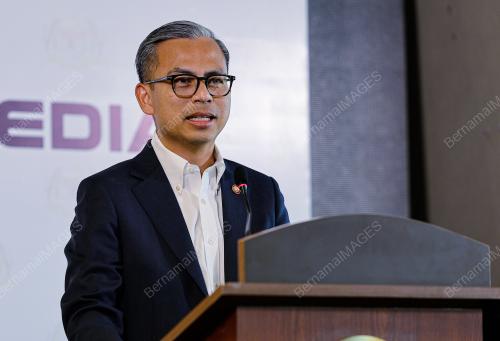 FAHMI FADZIL