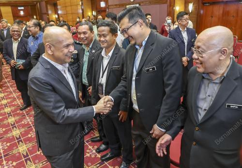 DATUK ARMIZAN MOHD ALI