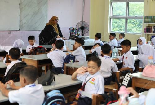 TINJAUAN HARI PERTAMA PERSEKOLAHAN 2026