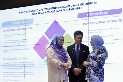 DATUK SERI NANCY SHUKRI