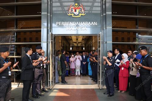 DATUK SERI ANWAR IBRAHIM