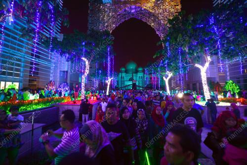 PTJ10_13122014_LAMPU