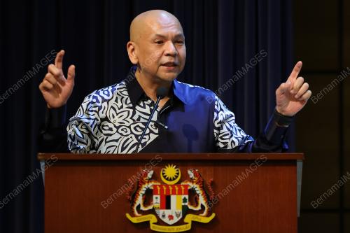 DATUK ARMIZAN MOHD ALI