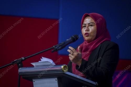 DATUK SERI DR NORAINI AHMAD