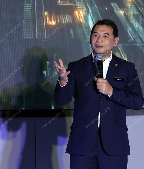 RAFIZI RAMLI