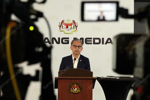 DATUK FAHMI FADZIL