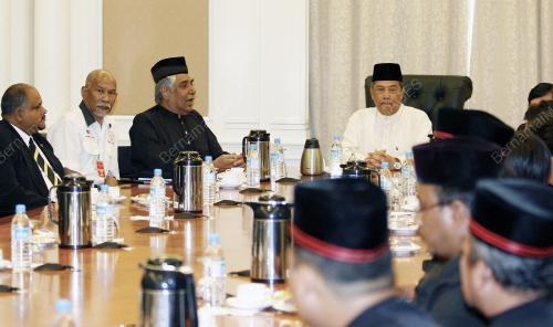 MUHYIDDIN YASSIN