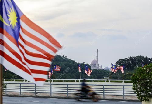 TINJAUAN JALUR GEMILANG
