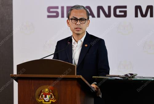 FAHMI FADZIL