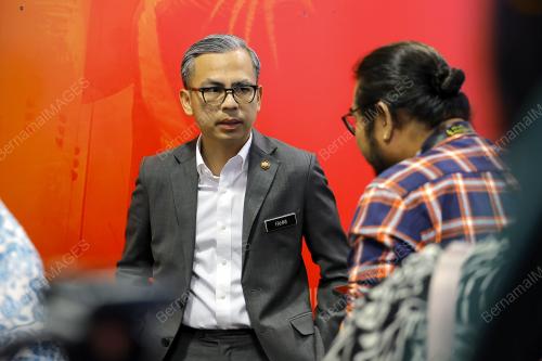 FAHMI FADZIL