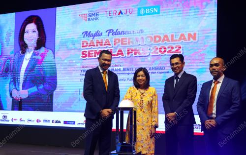 DATUK SURIANI AHMAD