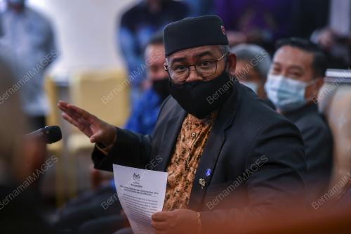 DATUK DR MOHD KHAIRUDDIN AMAN RAZALI