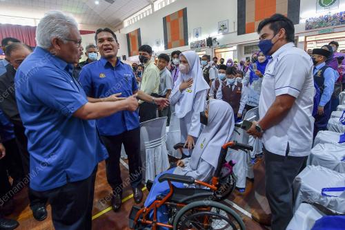 DATUK DR RADZI JIDIN