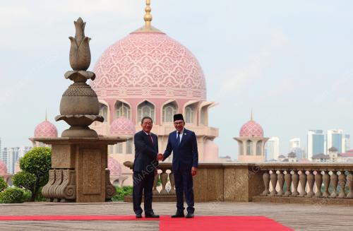 DATUK SERI ANWAR IBRAHIM