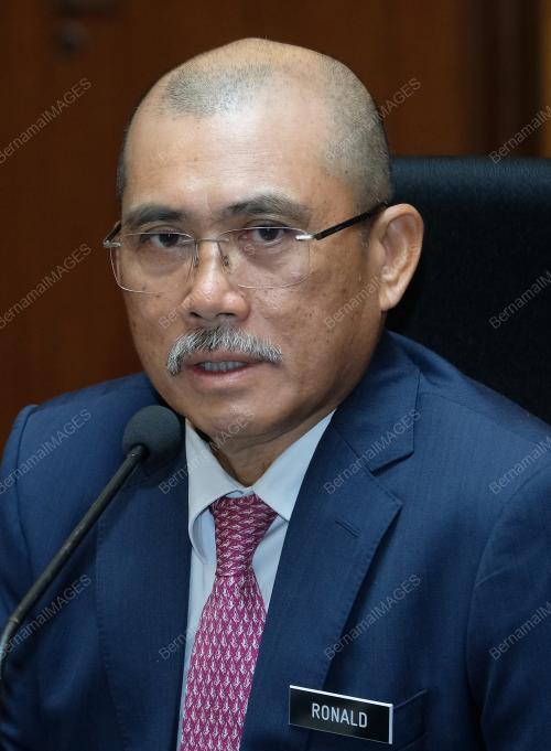 DATUK SERI DR RONALD KIANDEE