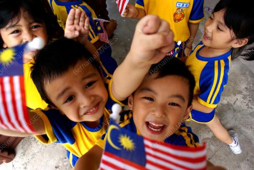 JUARA PERTANDINGAN FOTO 1MALAYSIA