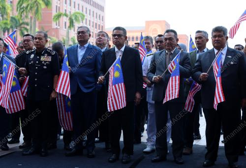 DATUK SERI SAIFUDDIN NASUTION ISMAIL