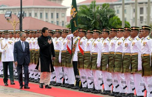 PTJ10_20112018_PM_PAKISTAN