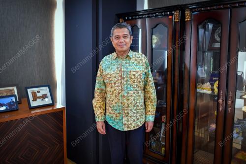 DATUK KHAIRUL SHAHRIL IDRUS