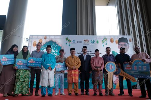 DATUK DR MOHD NA'IM MOKHTAR