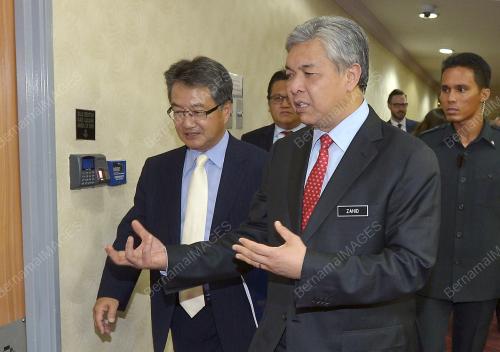 PTJ10_21122015_ZAHID_MAPO