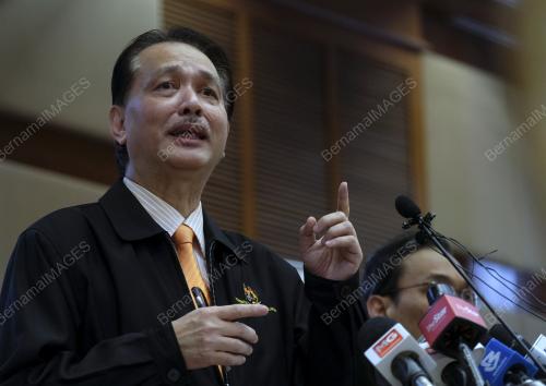 DATUK DR NOOR HISHAM ABDULLAH